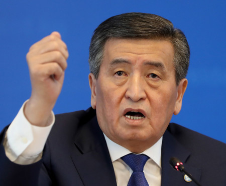 キルギス大統領が辞任＝議会選後の混乱受け | 時事通信ニュース