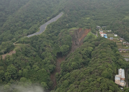 盛り土 過去に是正指導 届け出量の１ ５倍か 県条例違反疑い 熱海土石流 時事通信ニュース