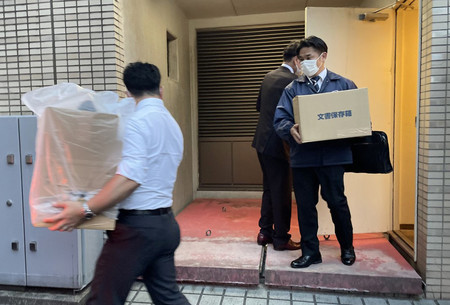 容疑者 ２週間前オイル購入 上京後に道具調達本格化か 京王線刺傷 警視庁 時事通信ニュース