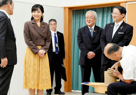 佳子さまがコロナ感染＝鳥取県訪問中―宮内庁 | 時事通信ニュース