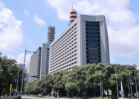 警視庁本部=東京都千代田区