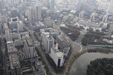 東京・霞が関の官庁街（資料写真）