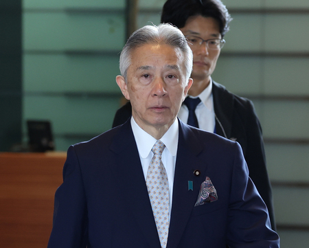 盛山正仁文部科学相＝１４日、首相官邸