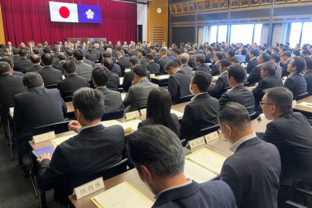 東京都知事選を前に開かれた警視庁の幹部会議＝７日、同庁本部