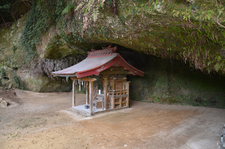 福井洞窟（長崎県佐世保市提供）