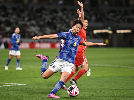 サッカー日本女子代表の精神的支柱、熊谷紗希＝２月２８日、東京・国立競技場（ＡＦＰ時事）