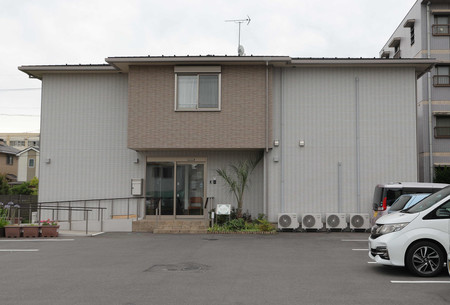 「恵」が運営する「グループホーム　ふわふわ北」。名古屋市は事業者指定を取り消す処分をした＝１７日、同市北区