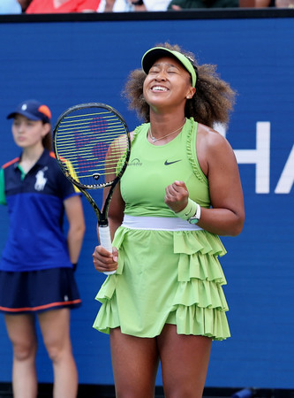 女子シングルス１回戦で勝利し、喜ぶ大坂なおみ＝２７日、ニューヨーク