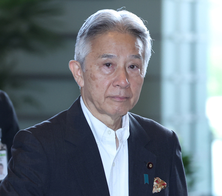 盛山正仁文部科学相＝８月２７日、首相官邸