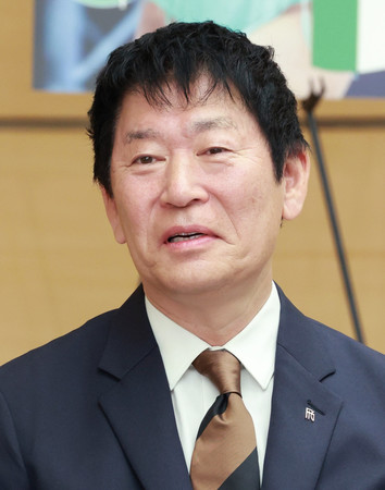 渡辺守成　国際体操連盟会長