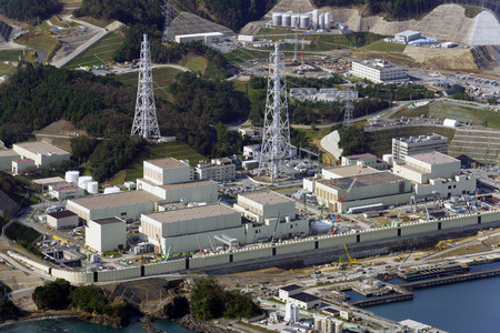 東北電力女川原発＝２０２０年１０月、宮城県