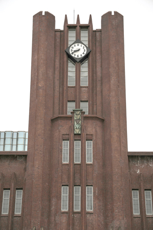 東大の大講堂＝東京都文京区