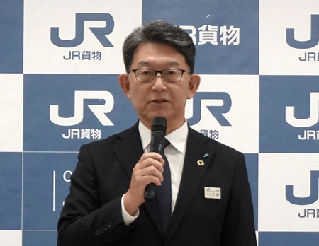 ＪＲ貨物の犬飼新社長＝９月１１日、東京都渋谷区