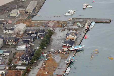 １月２日、能登半島地震の発生後に撮影された石川県珠洲市の漁港