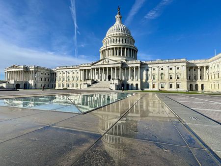 米連邦議会議事堂＝ワシントン（ＡＦＰ時事）