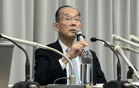 船井電機の原田義昭会長＝２日、東京都中央区