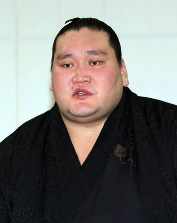 大相撲の横綱照ノ富士