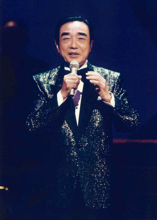 歌手の三浦洸一さん(日本歌手協会提供)