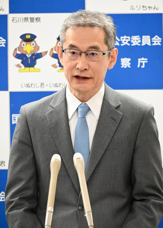 定例記者会見をする警察庁の露木康浩長官＝２３日午前、東京都千代田区