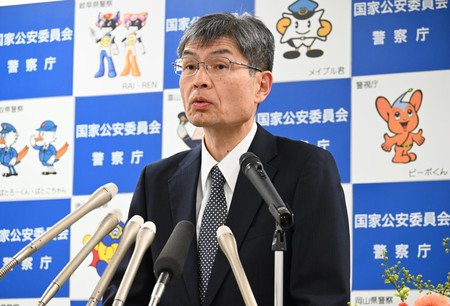 就任会見を行う楠芳伸警察庁長官＝２７日午後、東京都千代田区