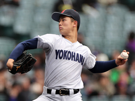 横浜高校の奥村頼人選手