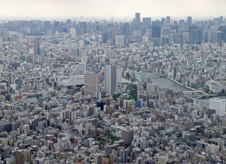 東京都心の街並み(資料写真)