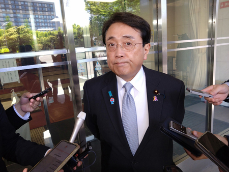 赤沢亮正経済再生担当相=7日、東京都千代田区