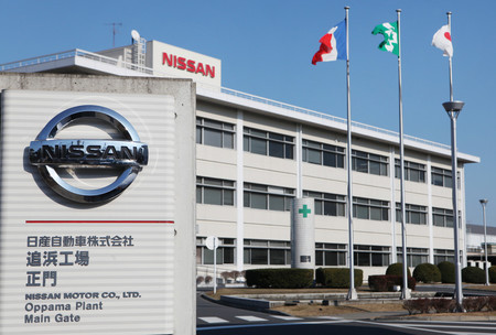 日産自動車の追浜工場=2011年1月、神奈川県横須賀市