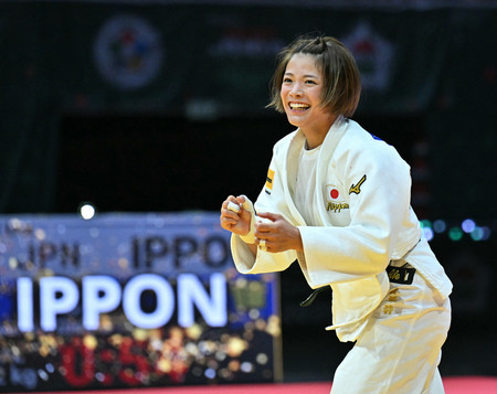 女子52キロ級で優勝した阿部詩=14日、ブダペスト(AFP時事)
