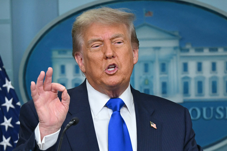 トランプ米大統領=6月27日、ワシントン(AFP時事)
