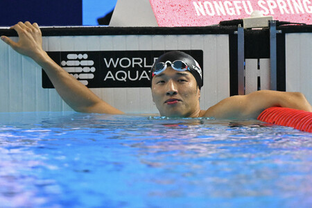 競泳男子２００メートル平泳ぎ決勝を６位で終えた深沢大和＝１日、シンガポール（ＡＦＰ時事）