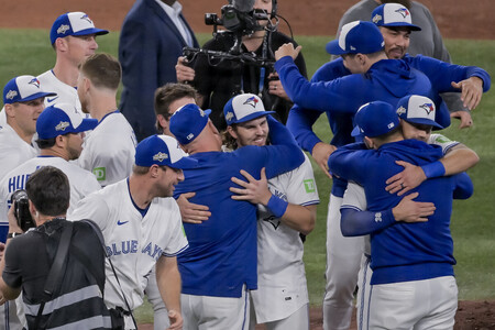 ブルージェイズがア制覇＝ドジャースとのWSへ―米大リーグ | 時事通信