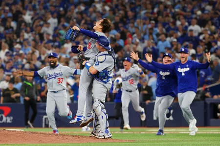 ドジャースがWS連覇＝3勝の山本がMVP―米大リーグ | 時事通信ニュース