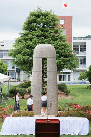 8人にささげる安全の誓い=「決して風化させない」―池田小事件25年で追悼式・大阪 | 時事通信ニュース