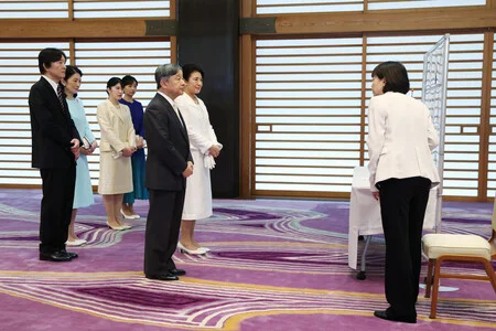 天皇陛下、日本学士院授賞式に=受賞者ら招き茶会 | 時事通信ニュース