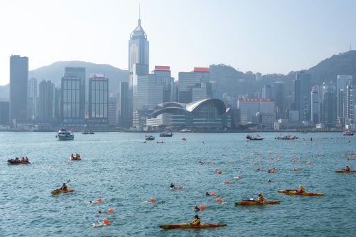 香港のビクトリアハーバー水泳大会 ３年ぶりに開催 時事通信ニュース