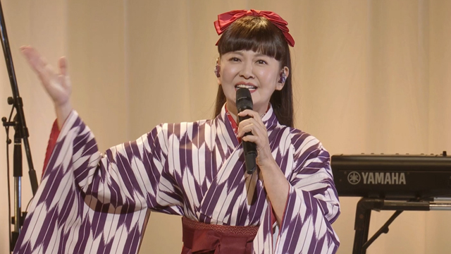 南野陽子、デビュー40周年記念ツアー開幕 はかま姿で「はいから