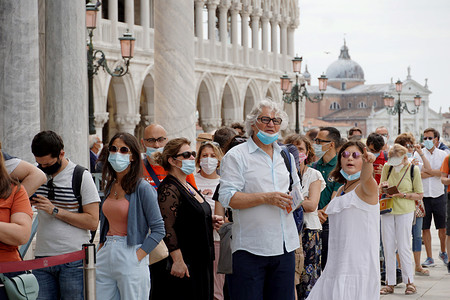 屋外でマスク着用不要に イタリア 時事通信ニュース