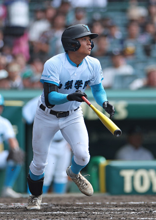 高校野球 鳴海の適時三塁打 高校野球 | 時事通信ニュース