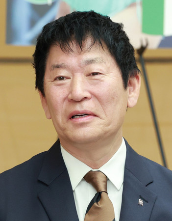 渡辺守成　国際体操連盟会長