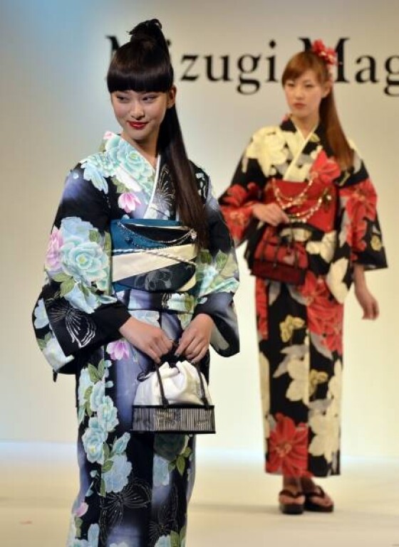 写真 女優 武井咲 60 70 時事通信ニュース