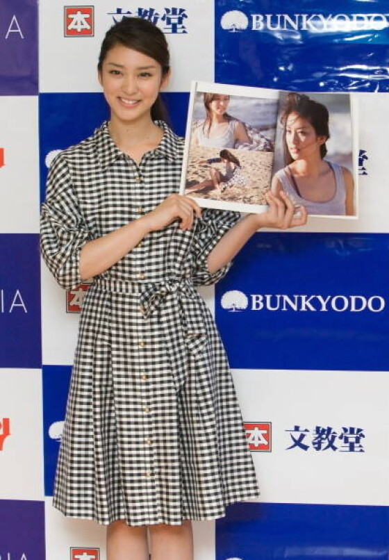 写真 女優 武井咲 62 70 時事通信ニュース