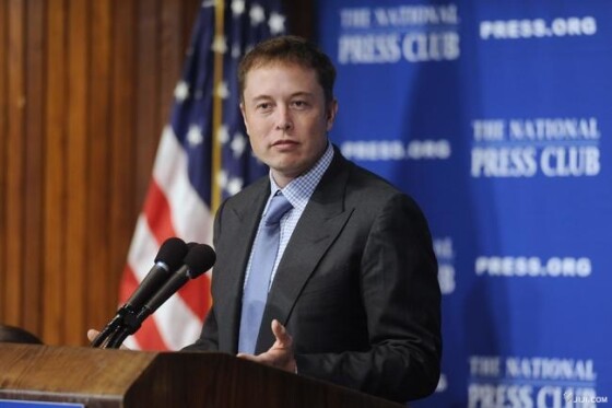 イーロン・マスク 未来を創る男 | 本の要約サービス flier