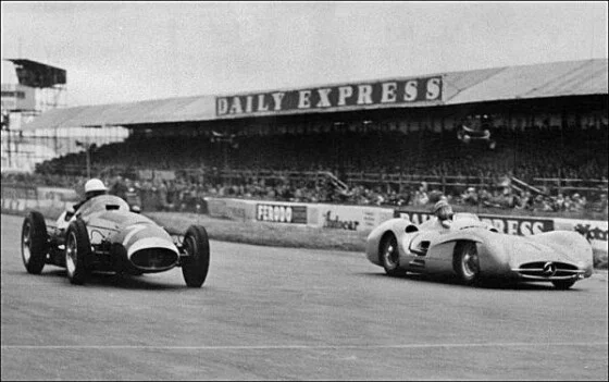 写真】【F1】「レジェンド」マシン＆ドライバー (24/62) | 時事通信