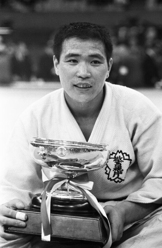 写真】【柔道】日本の五輪金メダリスト (40/43) | 時事通信ニュース