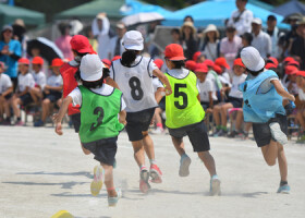 小学校の運動会（写真はイメージ）