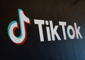 中国系短編動画投稿アプリ「ＴｉｋＴｏｋ（ティックトック）」のロゴマーク（ＡＦＰ時事）