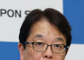 日本製鉄の森高弘副会長