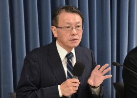 地震調査委員会の平田直委員長