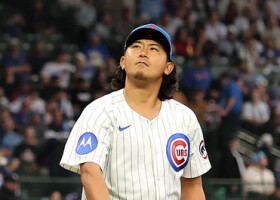 ドジャース戦の１回、エドマンに３ランを打たれたカブスの今永＝２２日、シカゴ